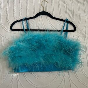 Blue feathers top